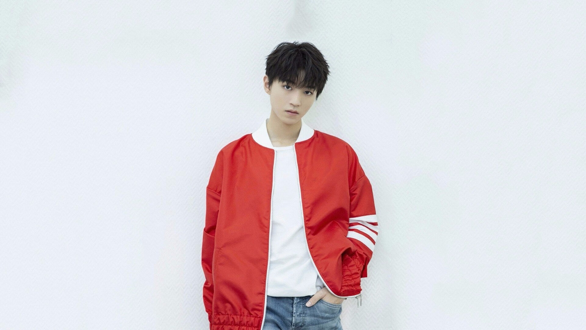 转会动态：最新交易手机详解联盟变动，联盟交易截止日