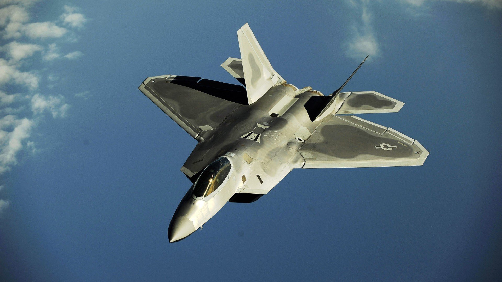 五大联赛是否利用中卫长传精准度打破对方高位站位,五大联赛中场排行