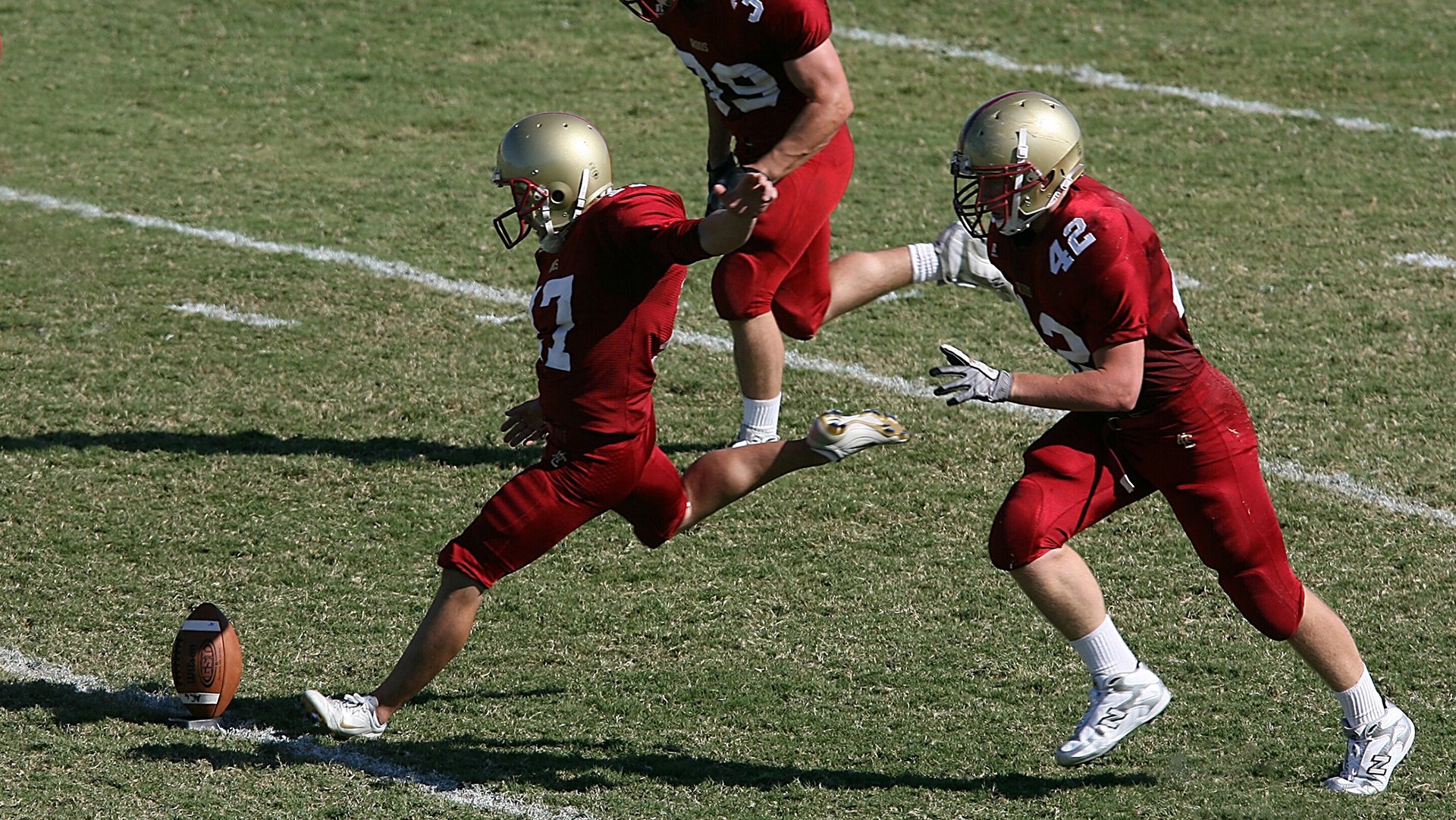 开云官方网站-中学篮球教师专项培训课程规模逐年扩大，中学生篮球培训